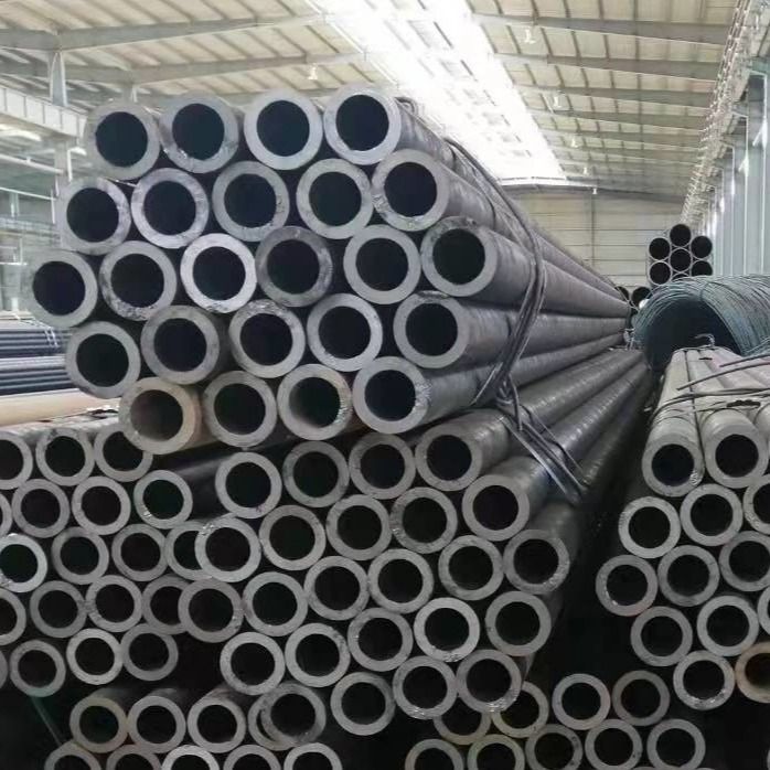 Las aleaciones de metales sin costura del tubo de acero DIN Mediano duro 12M Automoción API sin aceite